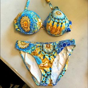 Brand new without tag Venus bikini swimsuit 👙